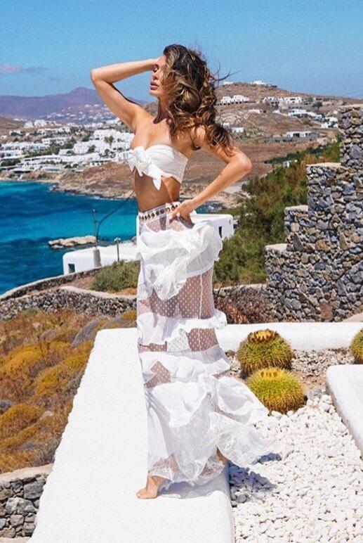 Jessica Bara Paityn Two Piece Ruffle Set As Seen On Carolina Delgado