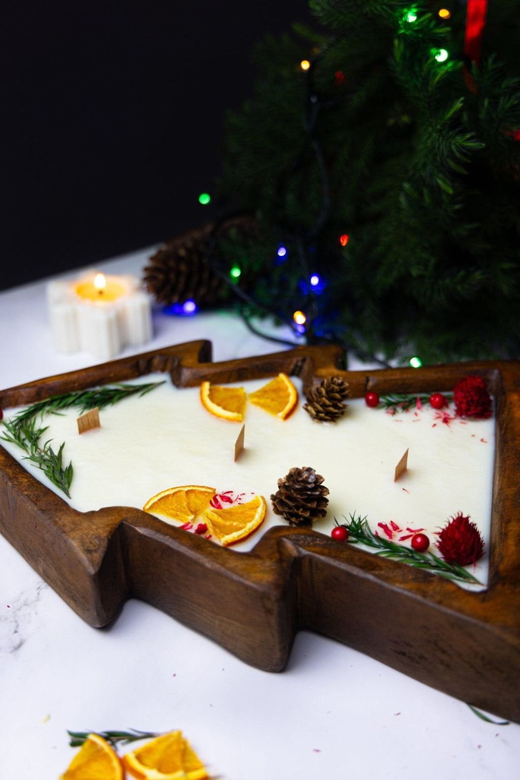 Large Christmas Tree Wooden Dough Bowl Scented Candle – Handcrafted Soy Wax Holiday Decor & Gift